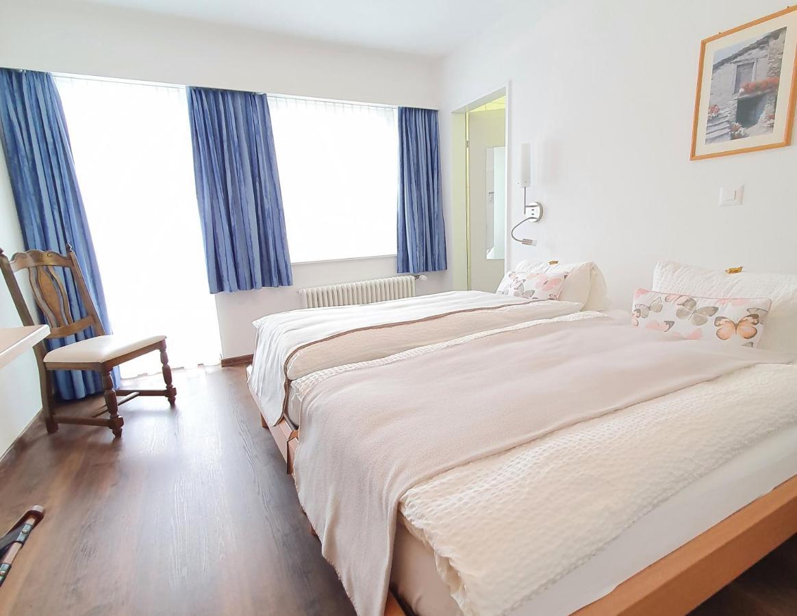 Hotel-Restaurant Grina Simplon エクステリア 写真